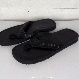 Tommy Hilfiger Men's Black Leather Flip Flops Size 13